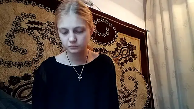 LunaLaday online show from May 21, 2:20 am