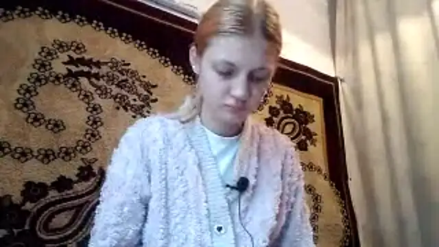 LunaLaday online show from May 12, 2:52 am