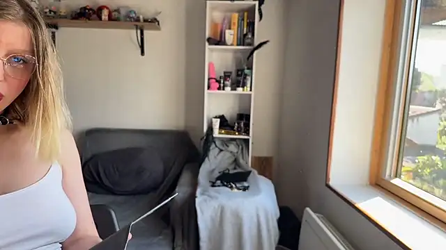 GoddessTeti online show from April 21, 3:40 pm