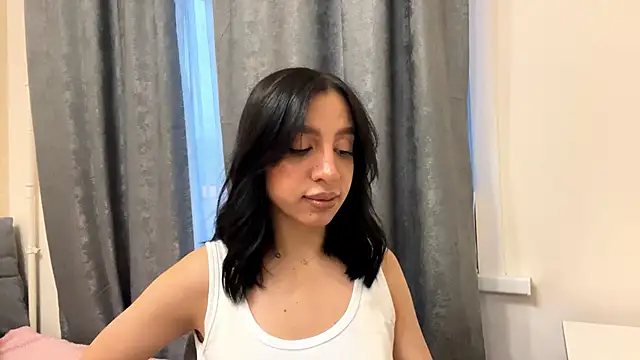 AngellaBarbini online show from May 24, 1:11 pm