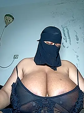 Loly mor26 online show from May 15, 4:43 am