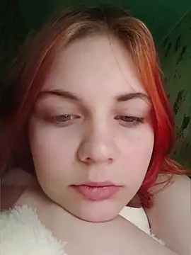 LoisFox online show from May 3, 7:46 am