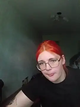 LoisFox online show from June 17, 11:09 am