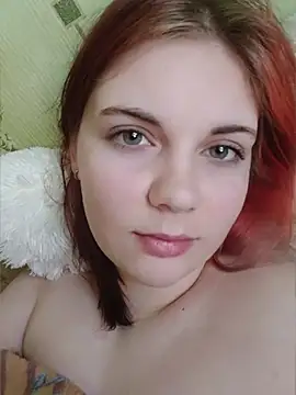 LoisFox online show from May 5, 11:46 am
