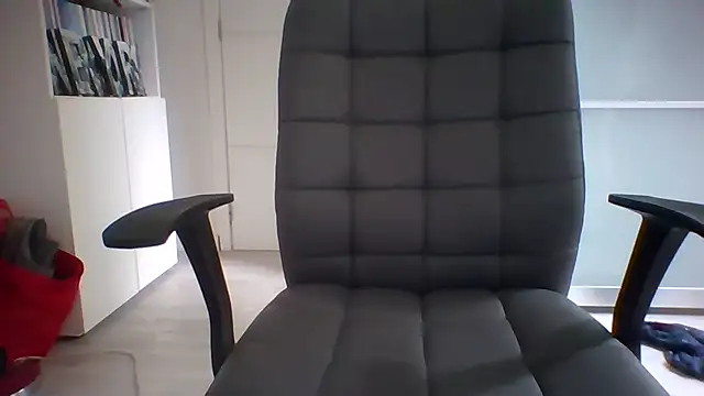 Leorix6 online show from July 23, 1:19 pm