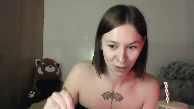 JuicyErika online show from May 24, 11:04 pm