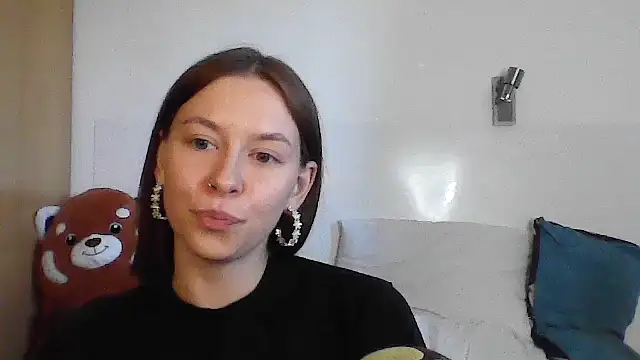JuicyErika online show from April 30, 6:15 pm
