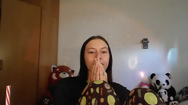 JuicyErika online show from April 23, 5:47 pm