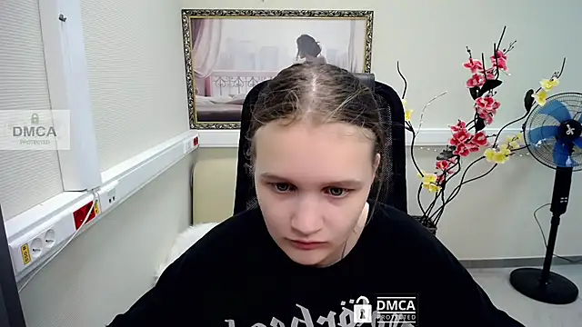  donnaSia  online show from July 13, 11:09 am
