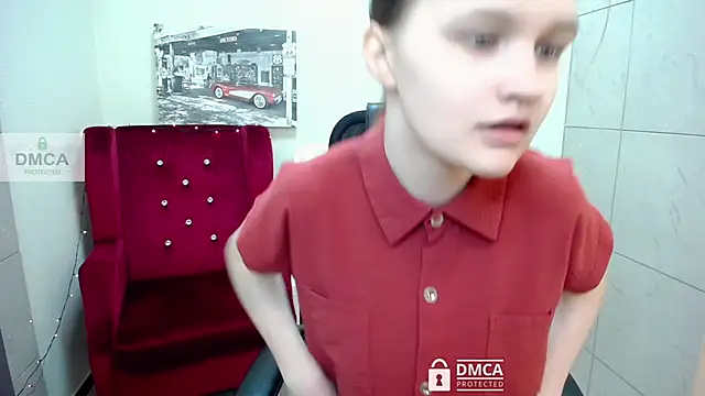  donnaSia  online show from May 3, 7:13 am