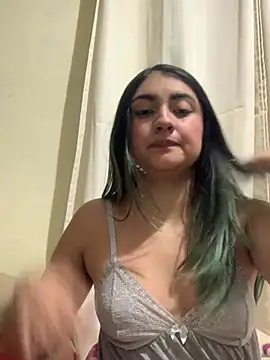 Snapshot of Camilaafg chatting on July 8, 2:51 pm Camilaafg online show from July 8, 2:51 pm