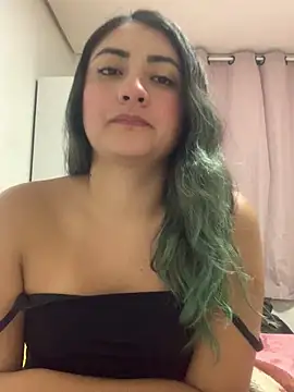 Snapshot of Camilaafg chatting on June 21, 11:43 pm Camilaafg online show from June 21, 11:43 pm