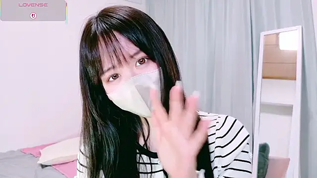 mayu chan  online show from May 23, 12:15 pm