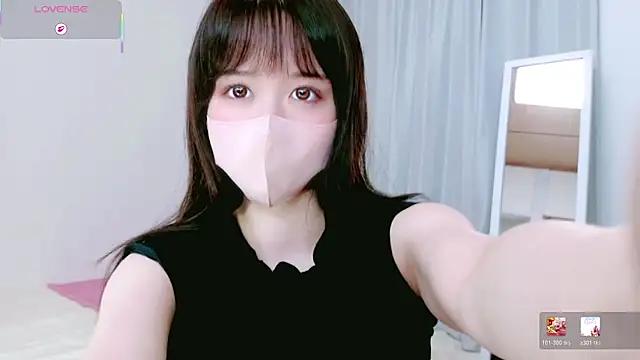 mayu chan  online show from June 10, 4:57 am