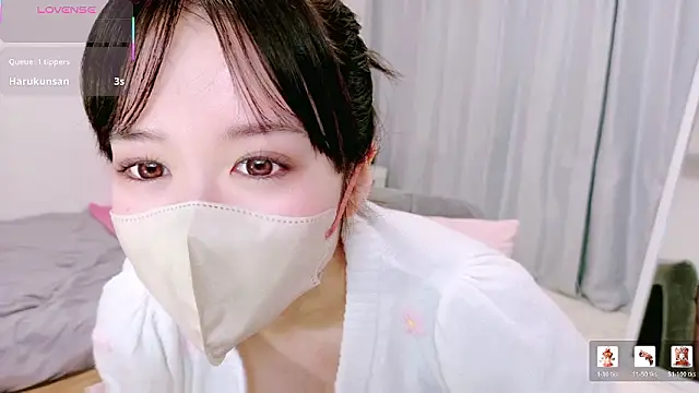 mayu chan  online show from June 1, 11:37 pm