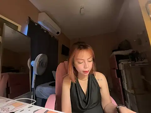 sweet glam online show from May 8, 6:06 am