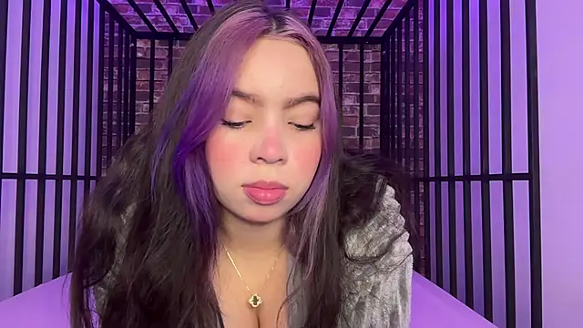 Violett Moonx online show from May 30, 12:44 pm