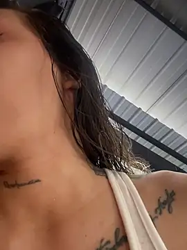 SinSirenXXX online show from May 6, 1:04 pm