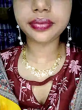Snapshot of Nigar_Hatun chatting on May 14, 6:05 pm Nigar Hatun online show from May 14, 6:05 pm
