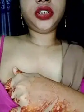 Snapshot of Nigar_Hatun chatting on May 30, 8:36 pm Nigar Hatun online show from May 30, 8:36 pm