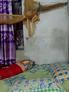 Snapshot of Nigar_Hatun chatting on May 15, 4:49 pm Nigar Hatun online show from May 15, 4:49 pm
