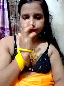 Snapshot of Nigar_Hatun chatting on June 1, 3:55 pm Nigar Hatun online show from June 1, 3:55 pm