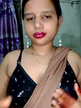 Snapshot of Nigar_Hatun chatting on May 27, 6:59 pm Nigar Hatun online show from May 27, 6:59 pm