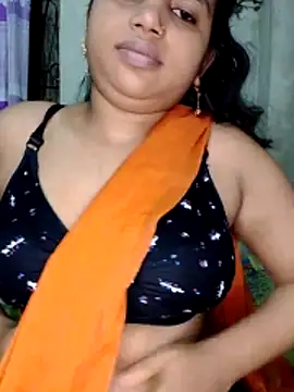 Snapshot of Nigar_Hatun chatting on June 10, 7:04 pm Nigar Hatun online show from June 10, 7:04 pm