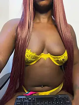 Leylabelle26 online show from June 30, 12:10 am