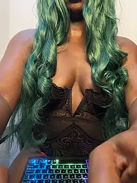 Leylabelle26 online show from June 26, 9:37 am