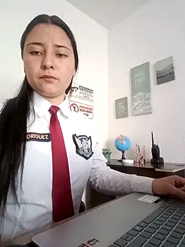 Snapshot of Queen_linda1 chatting on April 30, 6:04 pm Queen linda1 online show from April 30, 6:04 pm