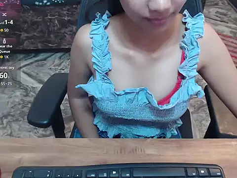 NaughtyyX online show from April 22, 4:08 am