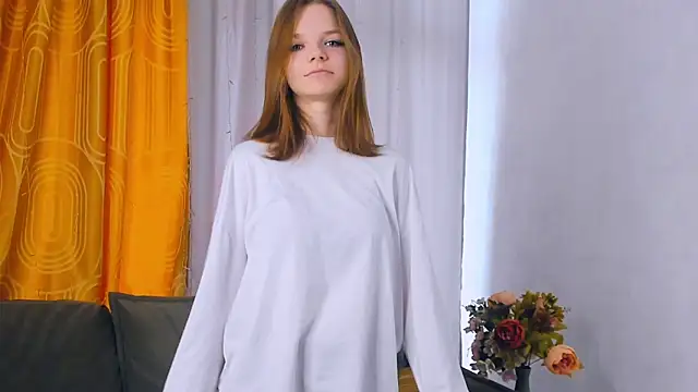 JanelleTeklu online show from April 26, 11:07 am