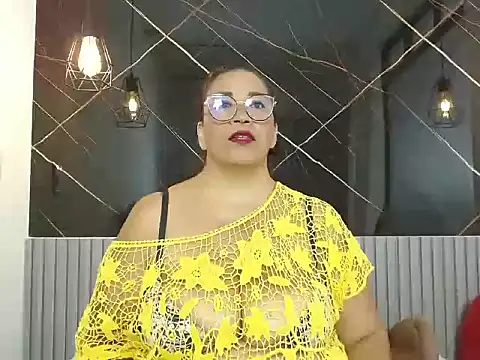 Snapshot of BarbaraGraf chatting on April 29, 7:53 pm BarbaraGraf online show from April 29, 7:53 pm