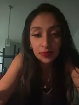 leenachanel online show from June 12, 4:32 am