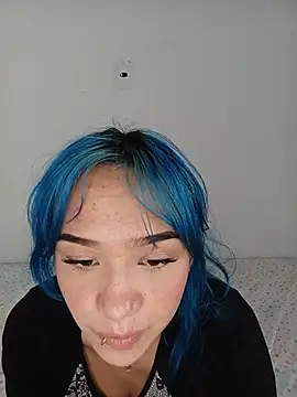mistyyblue online show from June 14, 8:43 pm