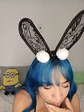 mistyyblue online show from June 15, 7:24 pm