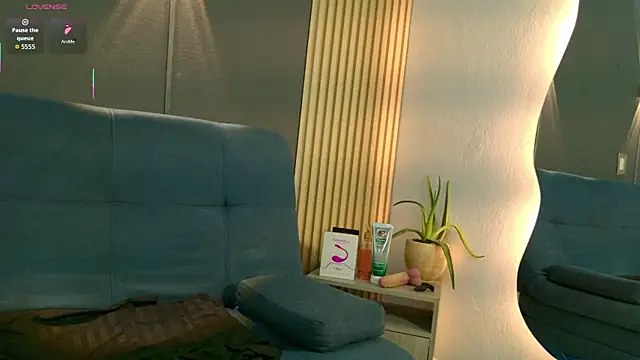 Snapshot of Marcus_Aress chatting on April 28, 7:40 pm Marcus Aress online show from April 28, 7:40 pm