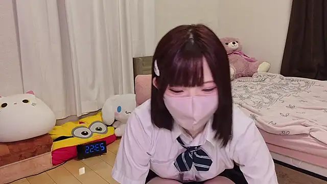 hiyo0001 online show from May 6, 2:54 pm