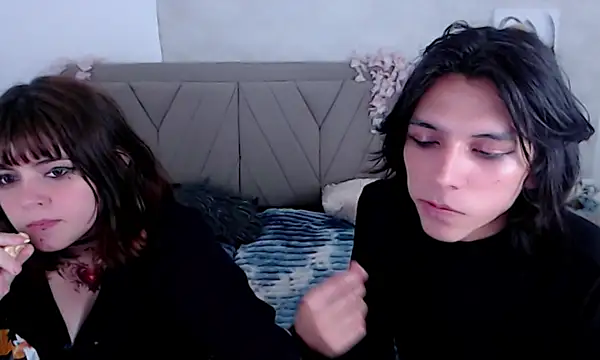 raven n matt online show from May 21, 7:28 am