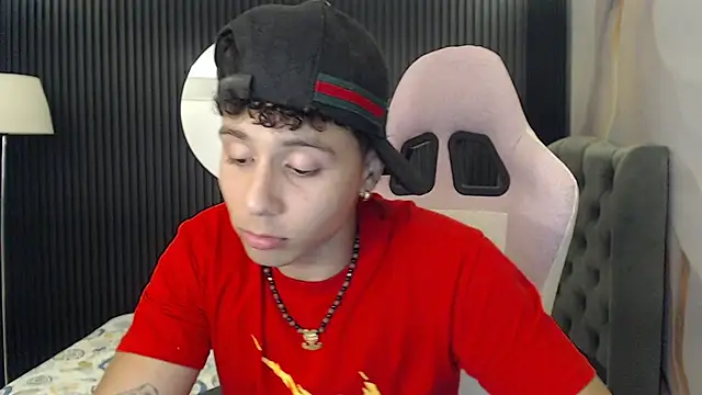 jbarto  online show from April 23, 12:28 am