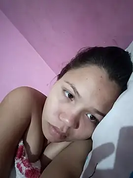 Snapshot of Pervertida15 chatting on April 23, 12:29 pm Pervertida15 online show from April 23, 12:29 pm