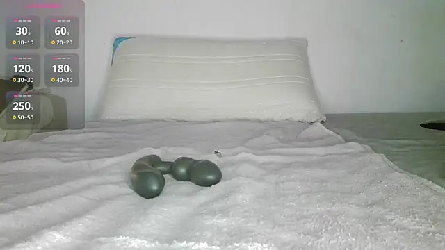 Snapshot of canarito18 chatting on July 16, 9:56 pm canarito18 online show from July 16, 9:56 pm