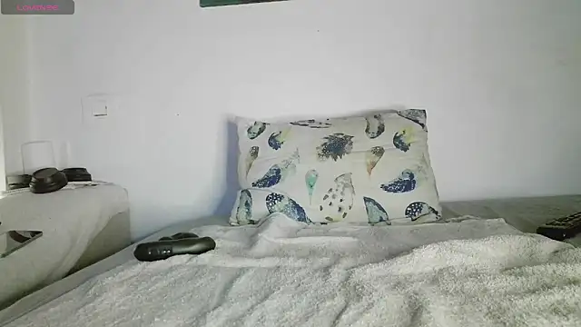 Snapshot of canarito18 chatting on April 30, 12:39 am canarito18 online show from April 30, 12:39 am