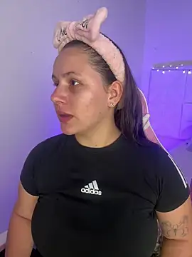 Ivonny Goldie online show from June 20, 11:10 pm