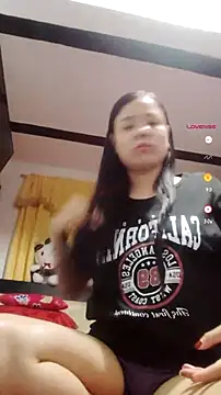 Nicol Alvarez1 online show from July 9, 10:42 pm