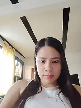 Nicol Alvarez1 online show from May 28, 9:54 pm