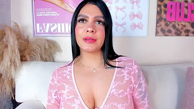 Megan charles  online show from May 30, 3:35 am