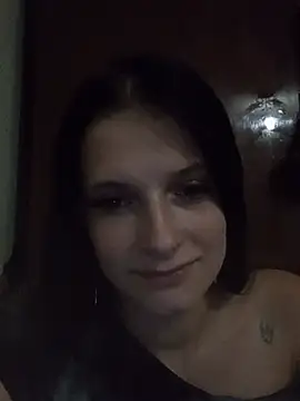 linda 02 online show from June 27, 11:00 pm