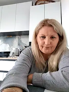 Divineblond online show from February 14, 12:27 pm